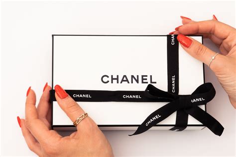 bon cadeau chanel|The CHANEL Gift Finder .